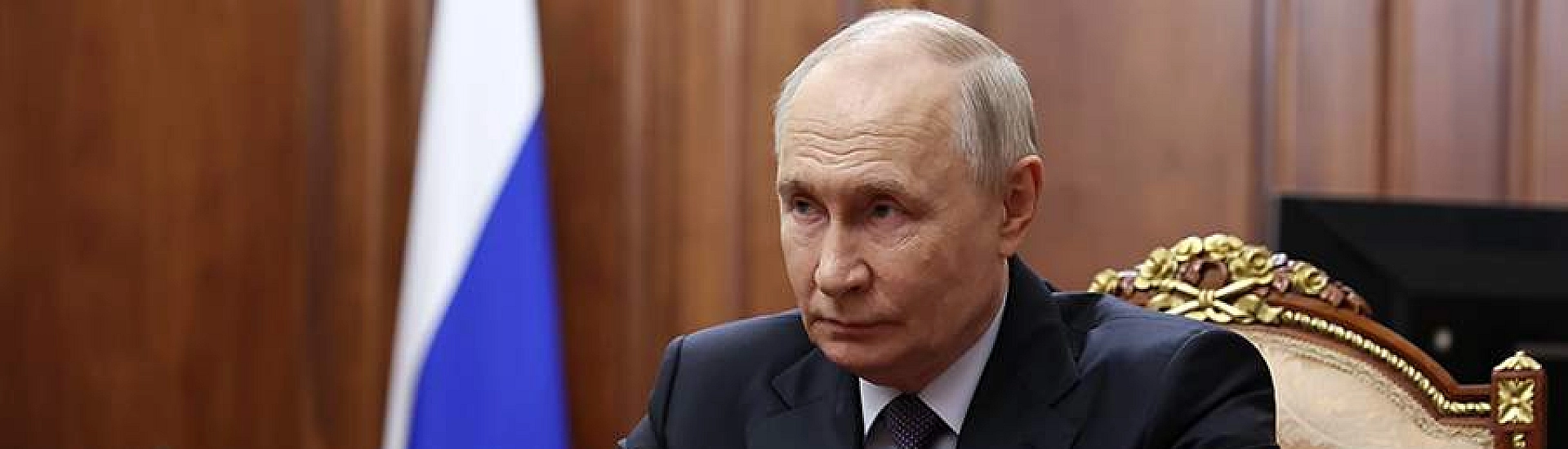 Путин обсудил с Совбезом защиту инфраструктуры от террористических угроз