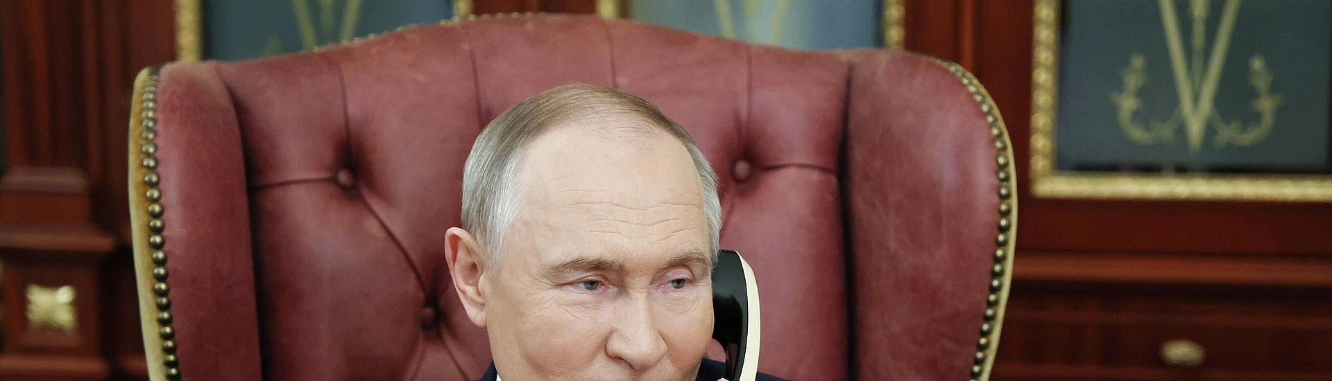 Путин обсудил с временным президентом Сирии развитие отношений Москвы и Дамаска
