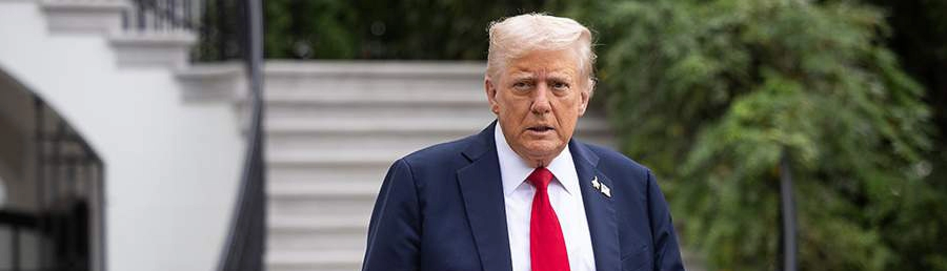 Трамп назвал визит главы ЦРУ в Россию «полурутинным»
