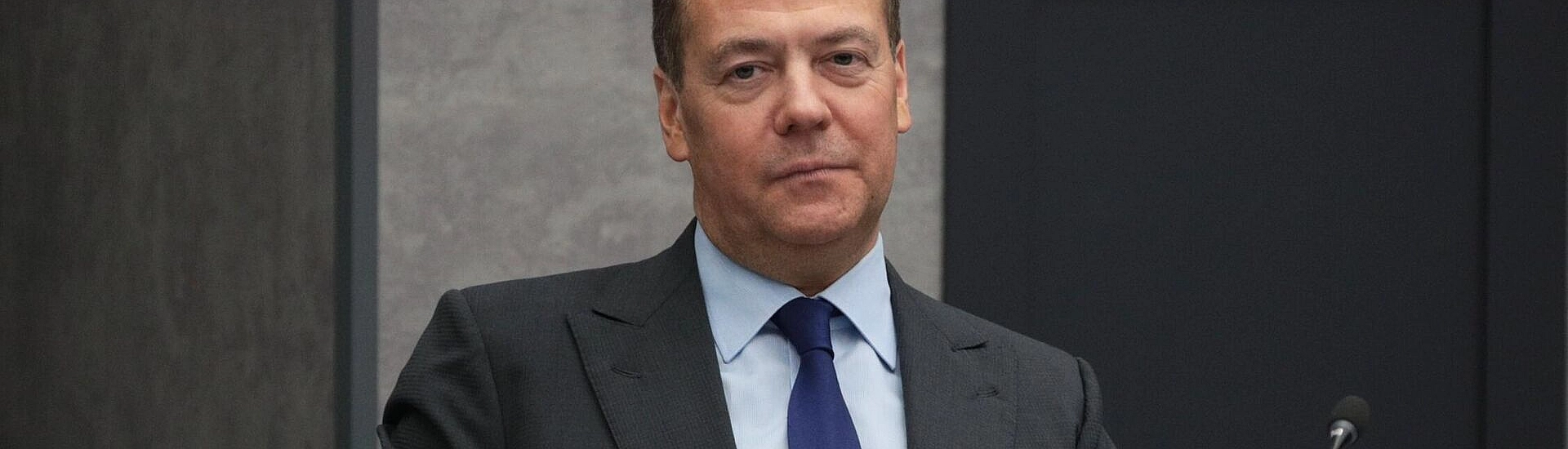 Медведев связал угрозы Зеленского с темой возмездия за терроризм