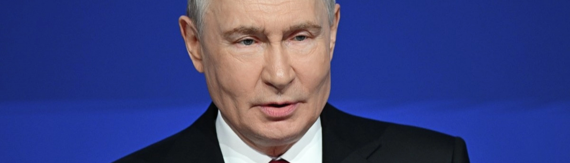 Путин назвал языки и традиции народов истинным богатством России