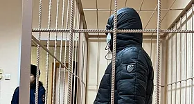 В Новосибирске экс-сотрудника полиции осудили условно за взятки и злоупотребление полномочиями