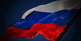 С 1 марта 2026 года в России изменятся правила перевода сельхозземель, увольнения мигрантов и обслуживания авиапассажиров