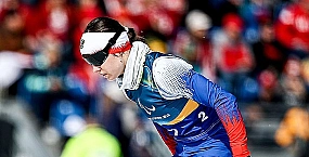 Анастасия Багиян завоевала золото Паралимпиады-2026 в спринте среди слабовидящих лыжников