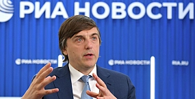 Минпросвещения исключило введение единой школьной формы в России