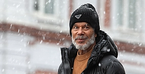 Экс-директор Газманова заявил о «серых» выплатах, сам он проходит по делу о мошенничестве