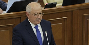 Премьер-министр Молдавии Александр Мунтяну объявил об отставке на фоне политического скандала