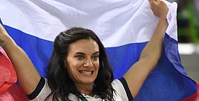 С приставами рассчиталась двукратная олимпийская чемпионка Елена Исинбаева