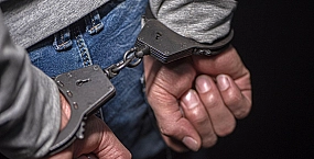 Суд арестовал братьев, пытавшихся похитить девушку на остановке в Нижегородской области