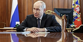 Путин поручил создать кластеры по огранке алмазов в Якутии и Смоленской области