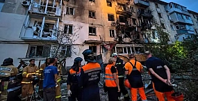 В Севастополе четыре человека пострадали после попадания БПЛА в жилой дом