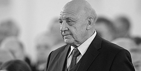 Умер академик РАН Евгений Свердлов
