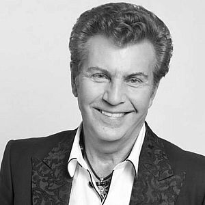 Умер певец Ярослав Евдокимов, исполнитель хита «Фантазер»