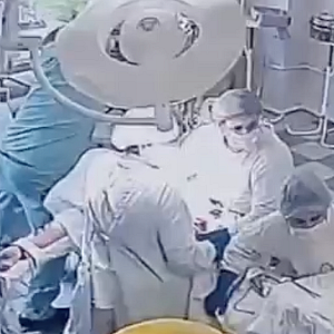 Путин наградил медицинских работников Курской области за работу в экстремальных условиях Путин наградил медицинских работников Курской области за работу в экстремальных условиях