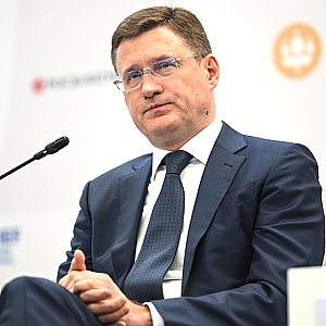 Новак: топливная ситуация в регионах РФ решается в ручном режиме