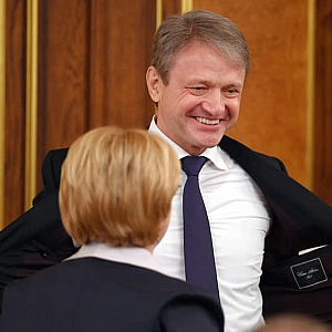 Ростовский ипподром попилили и приХватизировали: Ткачевы в доле?