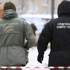 В Первоуральске мужчина удерживал в квартире свою сожительницу и угрожал взрывом