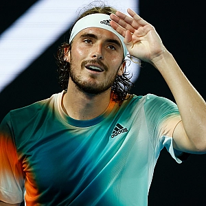 Стефаноса Циципаса лишат прав за превышение скорости до 210 км/ч