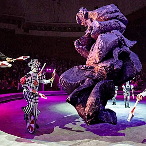 Скандалы 2025: что на самом деле происходит за кулисами