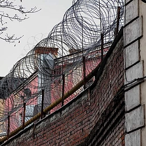 Суд продлил арест пасынку Стаса Намина по делу о двойном убийстве