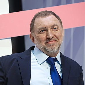 Олег Дерипаска возглавил Федерацию хоккея с мячом России