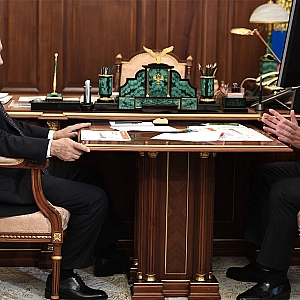 Путин обсудил с Воробьевым модернизацию ЖКХ и развитие Подмосковья