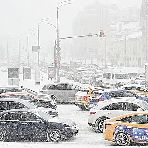 В Москве из-за снегопада возможны задержки наземного транспорта и изменения маршрутов