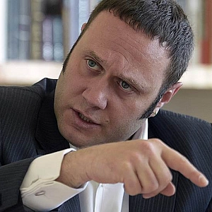 Генса накачивают госконтрактами: у Мишустина - новый кошелек?