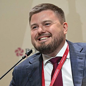Новая кубышка Крапивина: беглый Ушерович снова на прикорме?