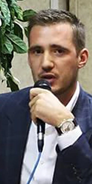 Кошелек Дюминых с переподвыподвертом: госактивы для чиновника скупает ширма?