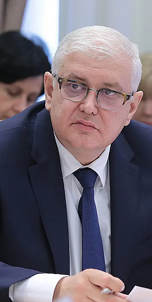 Дорожная империя Куц: министр, пенсионерка и госконтракты