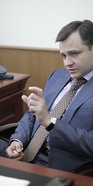 Дорожный распил Слюсаря: госконтракты раздали родне министра Куца?