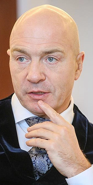 Басов в Литнете - дверь для рейдеров: Малофееву приглянулся бизнес Новикова?