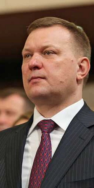 Экс-чиновник Крыма прикупил госпакет: у кого появился карманный банчок?