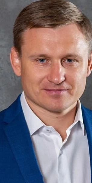 Скандальный чиновник всплыл у госкормушки: 3 миллиарда - для драчуна Петунина?