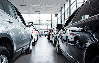 Российский авторынок показал лучший результат 2025 года: продажи выросли на фоне ожиданий подорожания