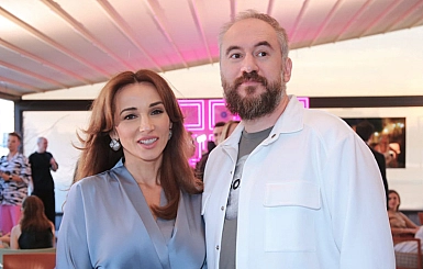 Жених Анфисы Чеховой увёз телеведущую в Дубай, чтобы исполнить её давнюю мечту