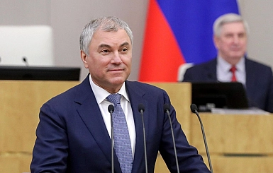 В Госдуму внесли законопроект о закреплении крестов как обязательных элементов герба России