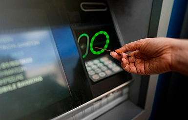 МВД предложило ввести «период охлаждения» при выдаче наличных на кассах