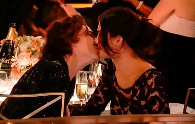 Кайли Дженнер и Тимоти Шаламе заметили вместе на ужине в Лос-Анджелесе