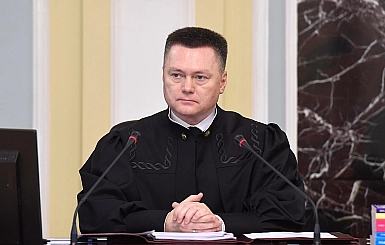 Краснов выступил за единые стандарты господдержки участников СВО и их семей