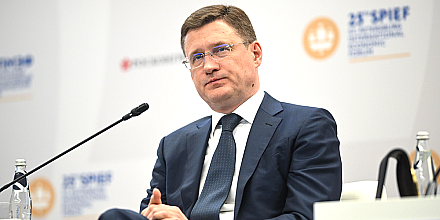 Новак: Россия не будет пересматривать график компенсаций в рамках ОПЕК+