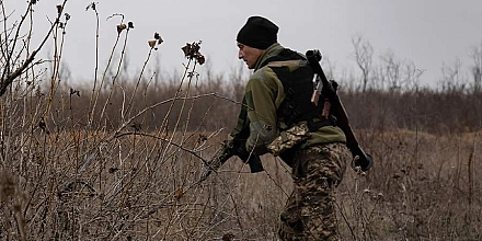 Украинские боевики начали сдаваться в плен в Красноармейске