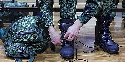 Госдума сократила срок самовольного отсутствия в части, после которого служба не засчитывается