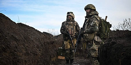 Российские военнослужащие взяли под контроль Шахтерский район в Красноармейске