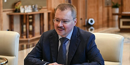 Магаданский недропопил: Чайка спел дуэтом с заофшоренным Мордашовым?