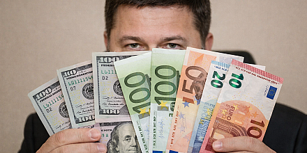 «Дырка от бублика» от сына Колокольцева: убытки прикроют акциями?