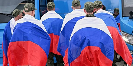 РФ и Украина провели обмен пленными по формуле «185 на 185»