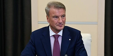Греф сбежал с тонущего корабля, Клячин остался