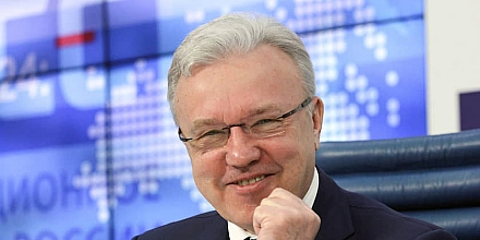 «Кошельки» экс-губернатора: сенаторская неприкосновенность Усса превратится в тыкву?